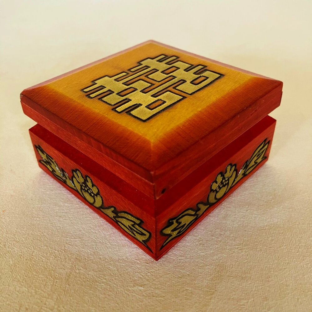 Wood Trinket Jewelry Box Keepsake Enchanted World Of Boxes Red Gold Decor Lid